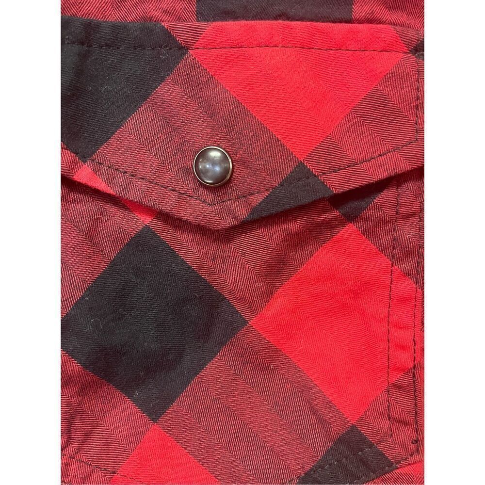 UNTUCKit Dylan Red & Black Buffalo Check Black Pearl Snap Button Down Shirt sz 0 - Picture 4 of 9